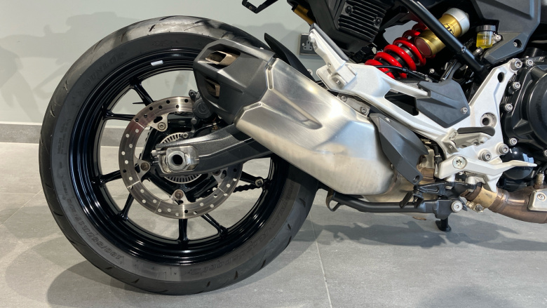 BMW F900 R A2